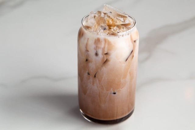 Mocha Latte (16oz).